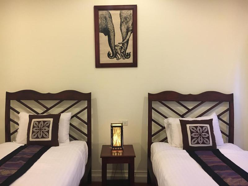 Luang Prabang Legend Hotel Exterior photo